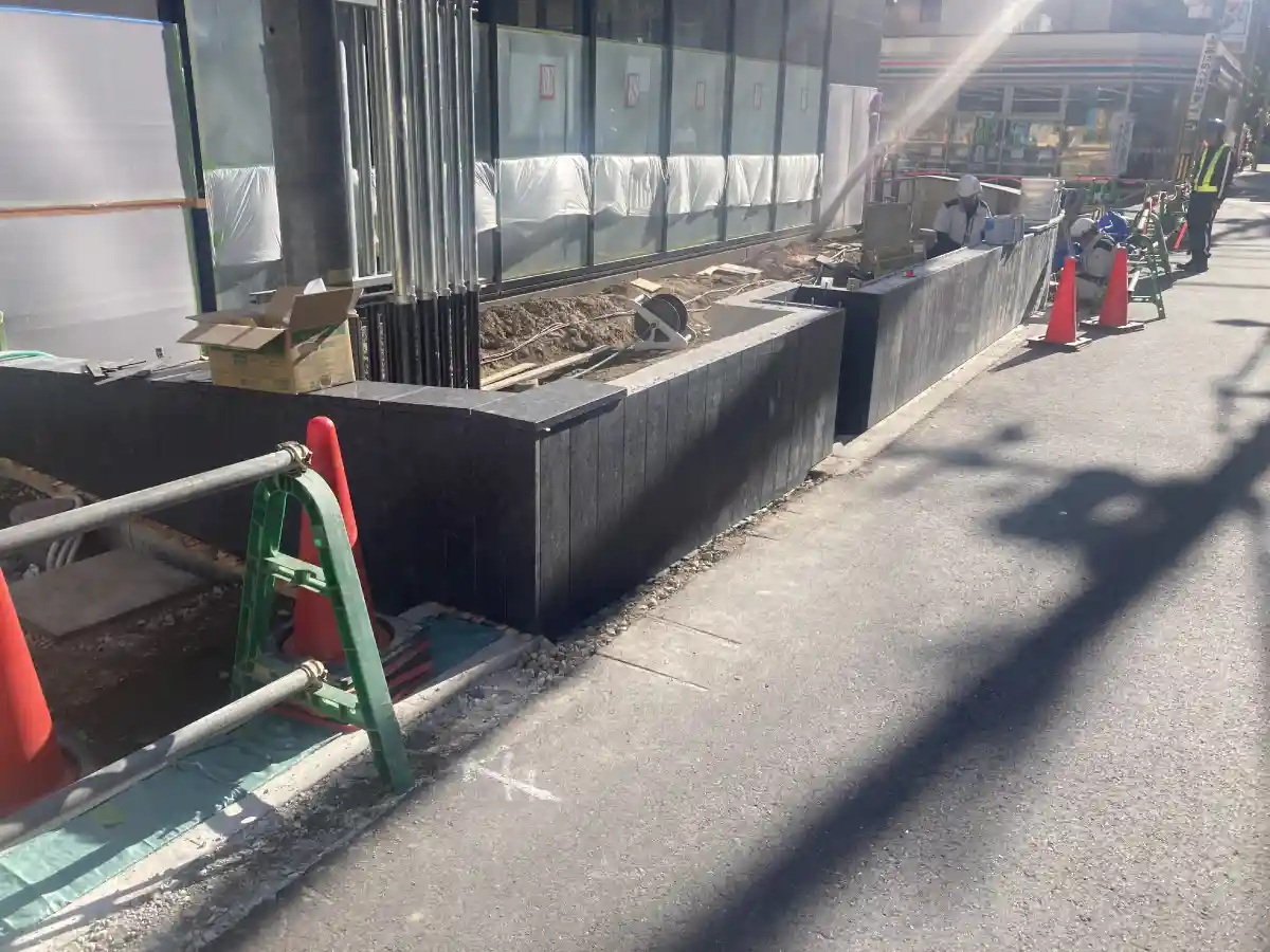 工事中の外構の様子